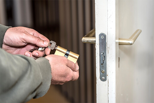 Residential locksmith 30269